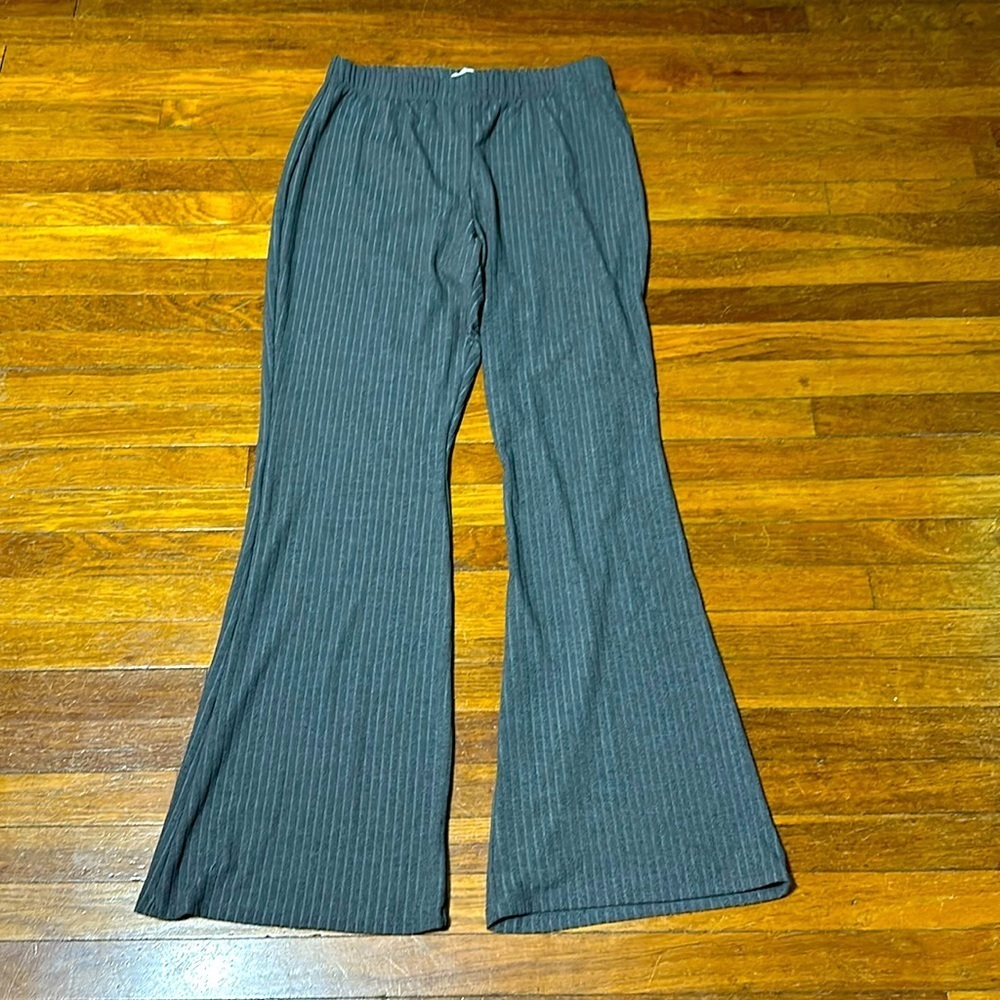 Maurices Women’s Ribbed Pull On Pants, Gray, Sz Medium
